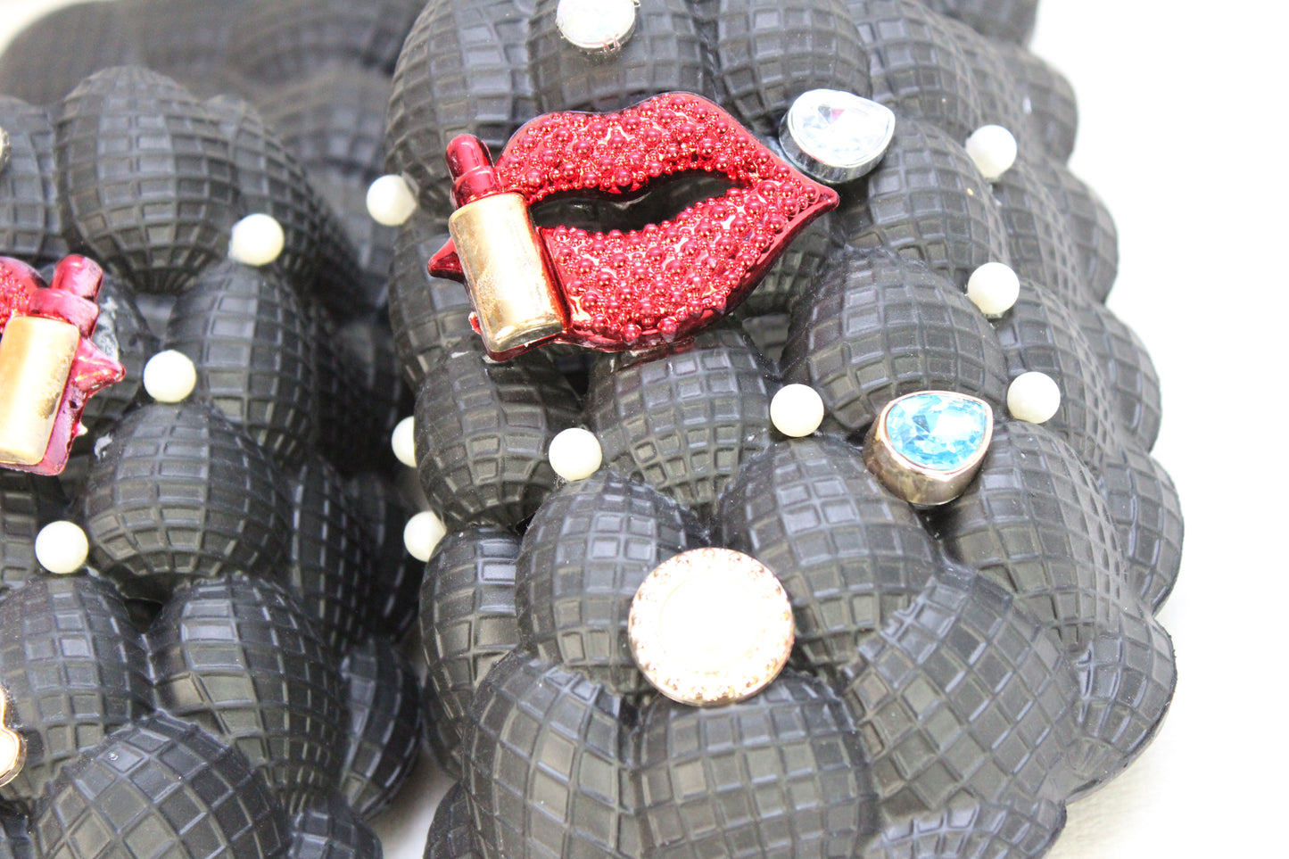 Lip Bubble slides